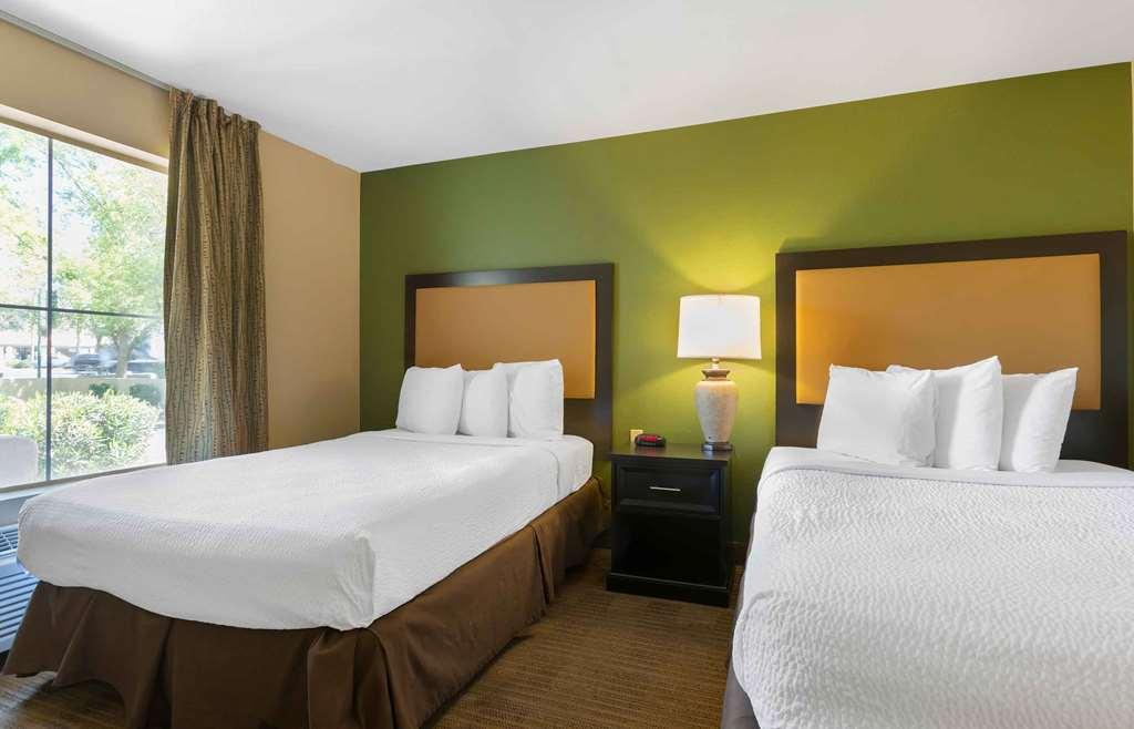 Extended Stay America Select Suites - Phoenix - Airport - E Oak St Rom bilde